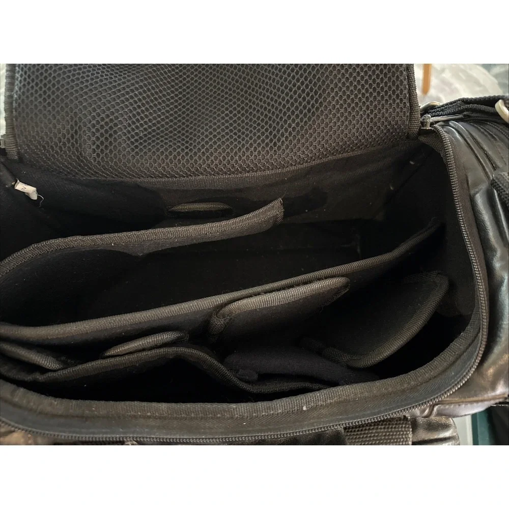 1990's Padded Camcorder Carrying Case Duffle Shoulder Bag Zip Compartments 17x10